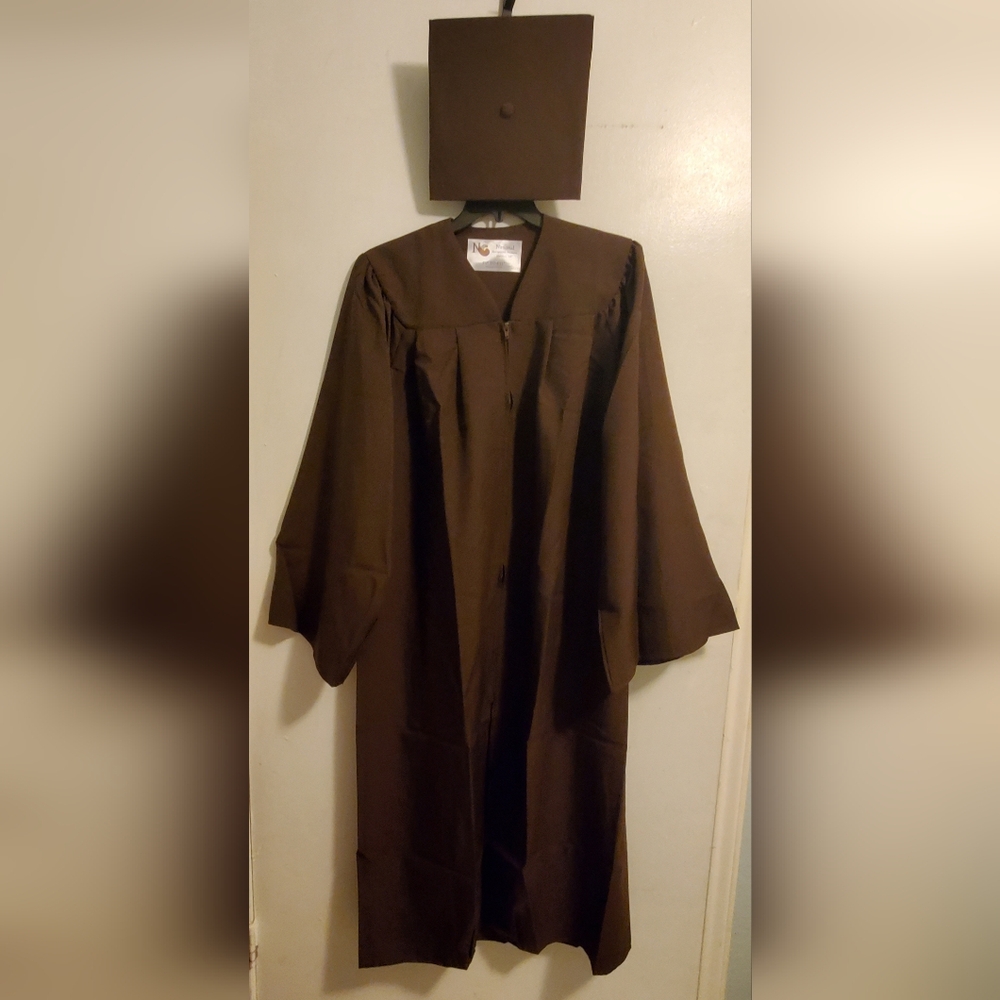 Brown Graduation Gown and Cap Set. Like New
